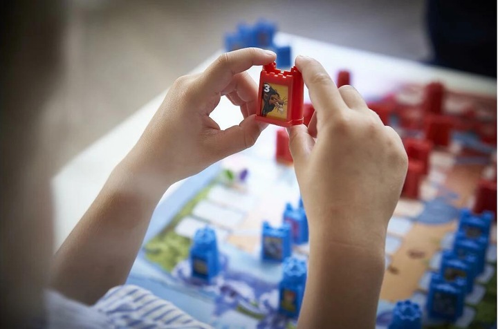 Productafbeelding Jumbo Stratego Junior Disney (Duits, Frans, Italiaans)
