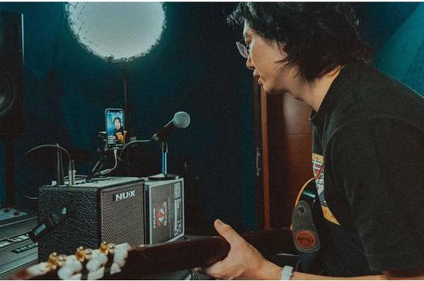 Produktbild NUX Gitarren-Verstärker Mighty 8BT MK2 mit Kabel (Gitarre, 8 W)