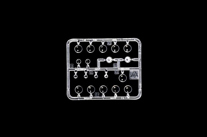 Actual product image Italeri SCANIA R730 Streamline Show Truck