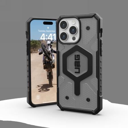 Actual product image UAG ARMOR GEAR Sman 6.7 Max Path Mags Ash (Apple iPhone 15 Pro Max)