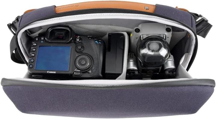 Actual product image Vanguard VEO CITY CB34 NV (Camera shoulder bag, 8 l)