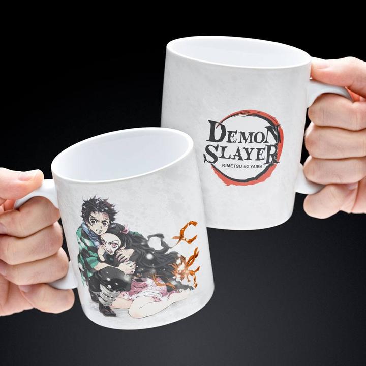 Actual product image Paladone Products Demon Slayer XL Mug (550 ml, 1x)