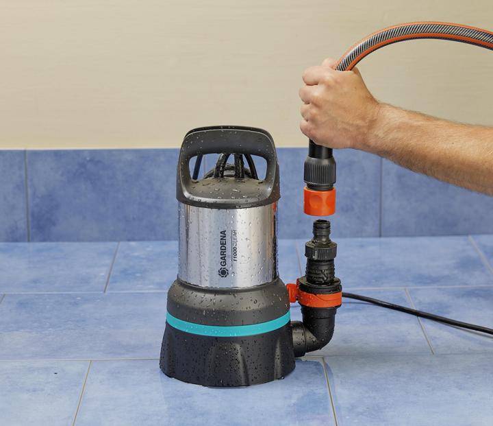 Produktbild Gardena Klarwasser-Tauchpumpe 11000 (Klarwasserpumpe)