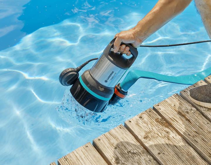 Produktbild Gardena Klarwasser-Tauchpumpe 11000 (Klarwasserpumpe)