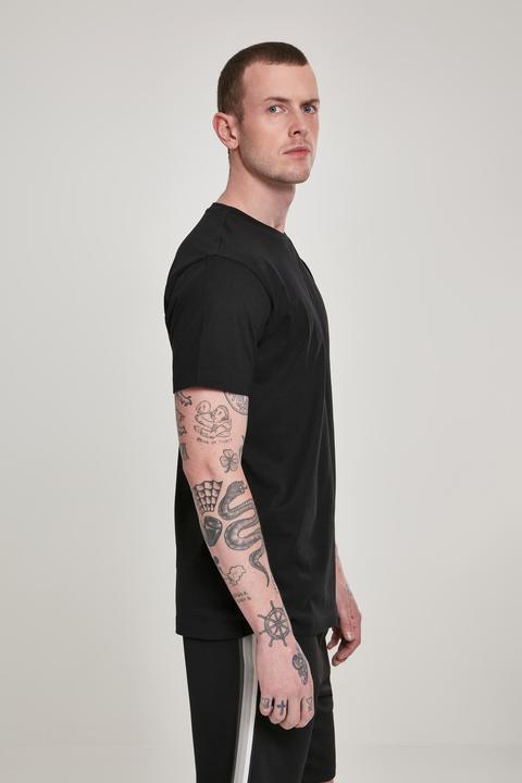 Actual product image Urban Classics Basic Tee (3XL)