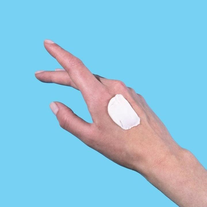 Produktbild Geek & Gorgeous Happier Barrier (50 ml, Tagescreme, Bis SPF 10)