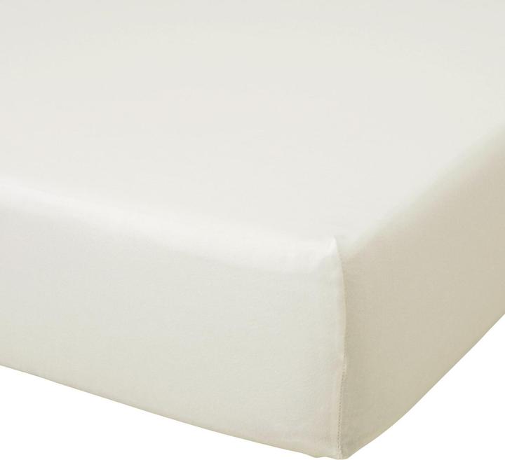 Wool white