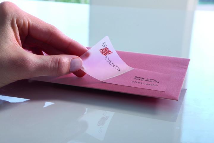 Actual product image Avery L7560-25 printer label Transparent