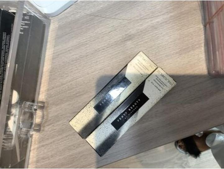 Image du produit Fenty Beauty Illuminateur pour les yeux (12 Beurre d'amande)