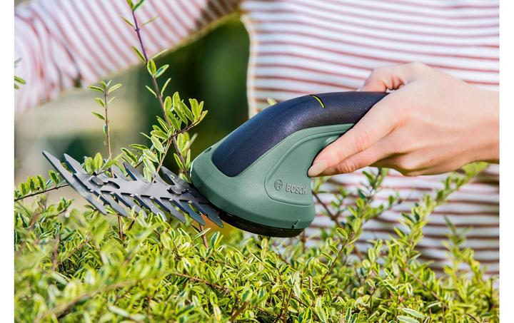 Image du produit Bosch Home & Garden EasyShear (Fonctionnement sur batterie)