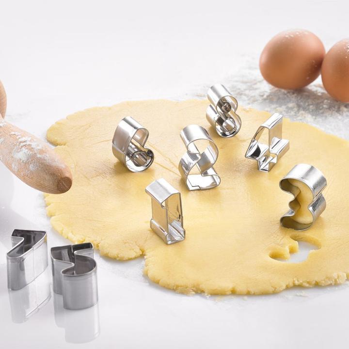 Actual product image Westmark Numbers cookie cutter set 9 pcs