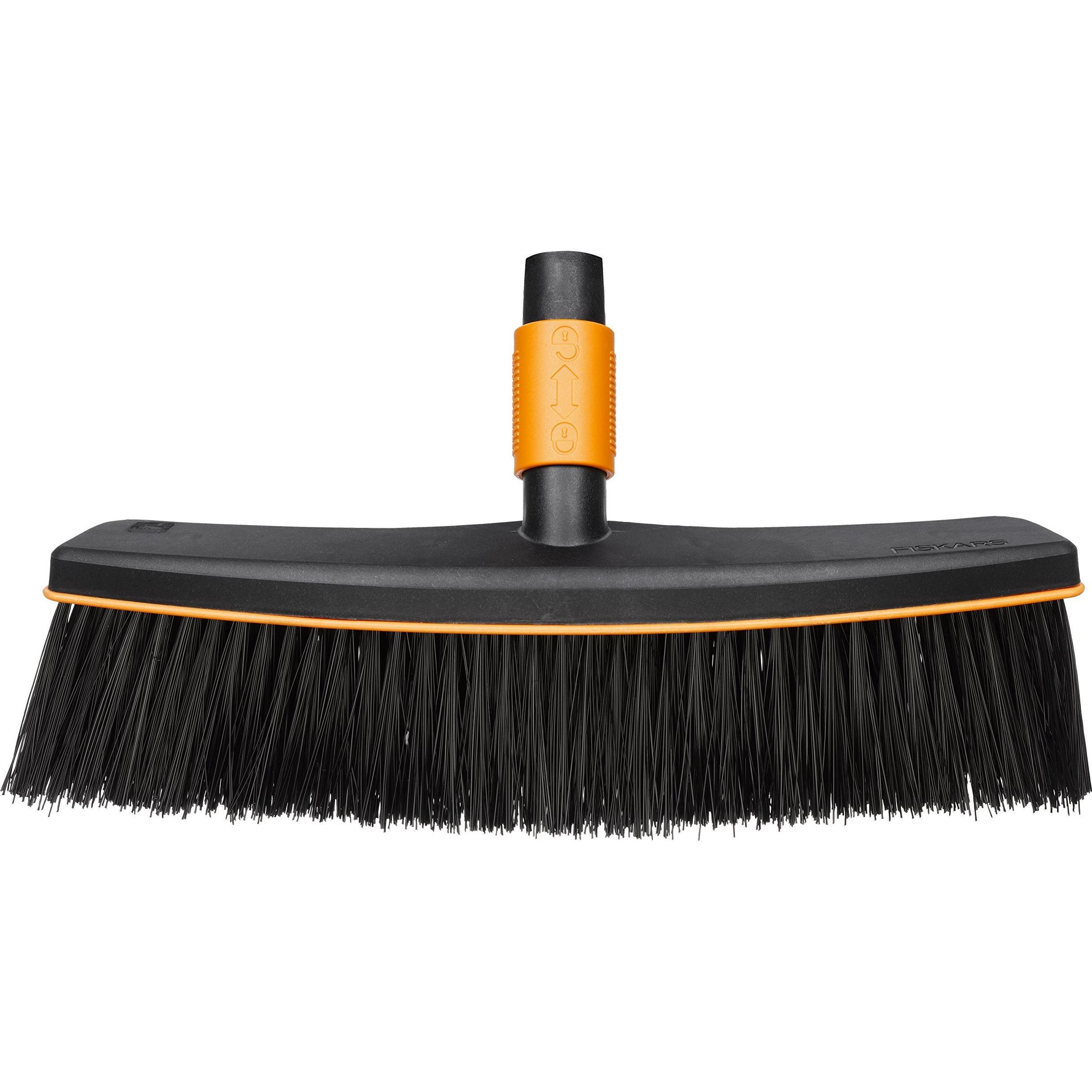Fiskars Strassenbesen, Reinigungsutensil, Schwarz, Orange