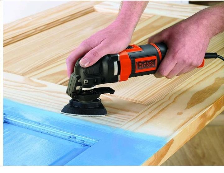 Actual product image Black & Decker MT300SA2 Oscillating Multi Tool