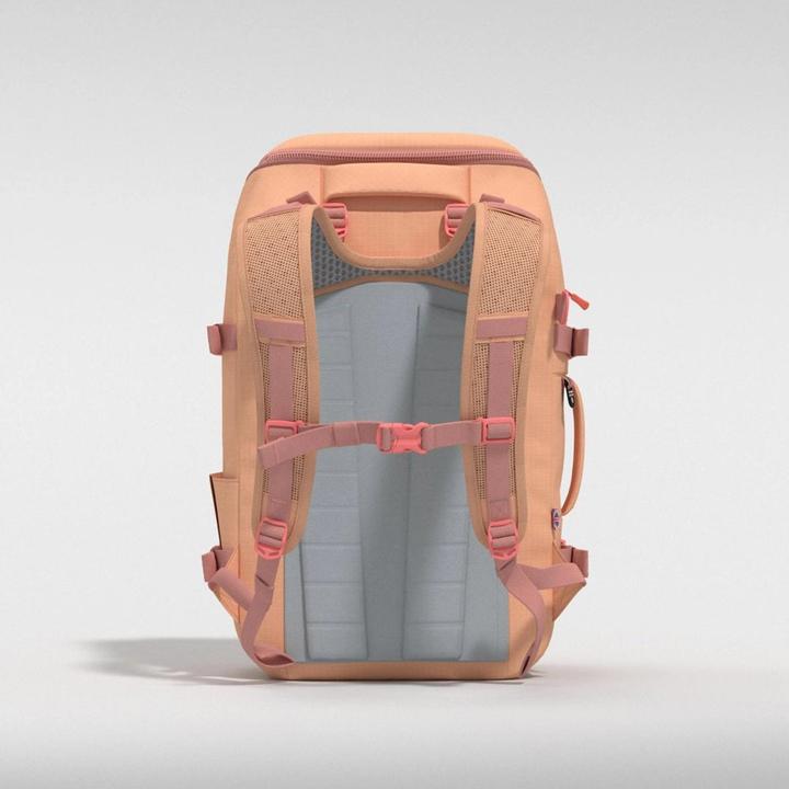 Produktbild Cabin zero Adventure Cabin Bag ADV Pro 32L Rucksack 46 cm Laptopfach (26 l)