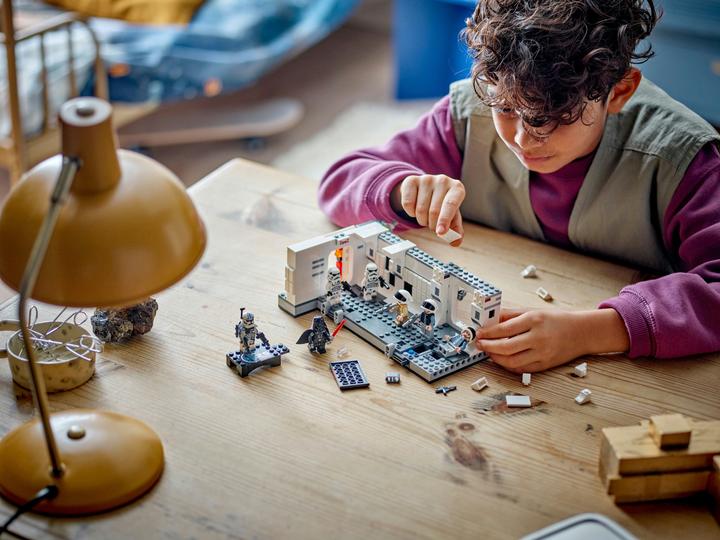 Image du produit LEGO 75387 Confidentiel (75387, LEGO Star Wars)