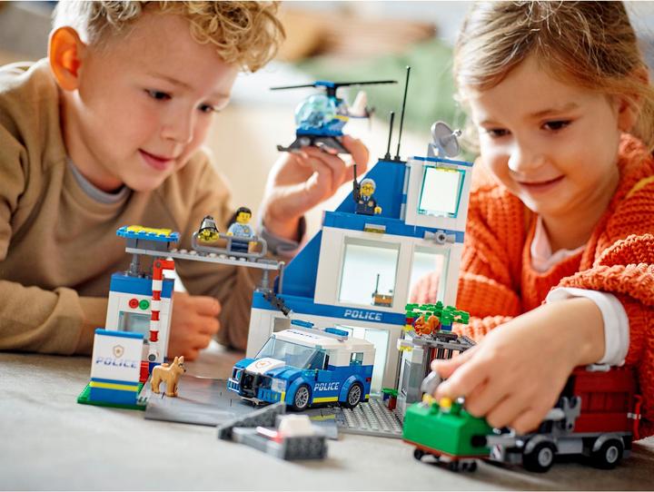 Immagine prodotto LEGO Stazione di polizia (60316, LEGO City)