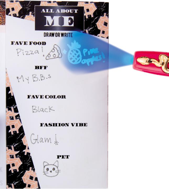 Actual product image MGA LOL Surprise OMG Fashion Journal