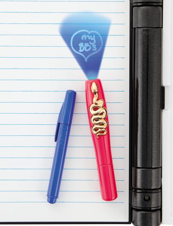 Actual product image MGA LOL Surprise OMG Fashion Journal