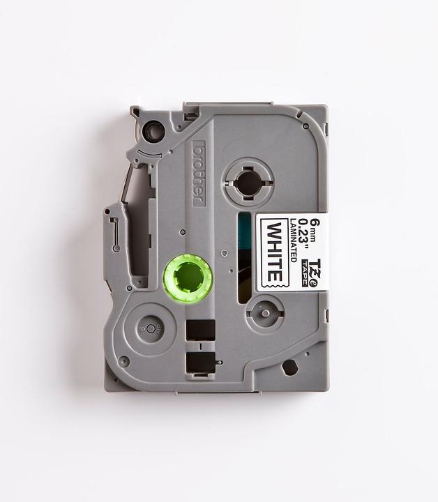 Produktbild Brother TZe-211 (0.60 cm, Weiss, Schwarz)