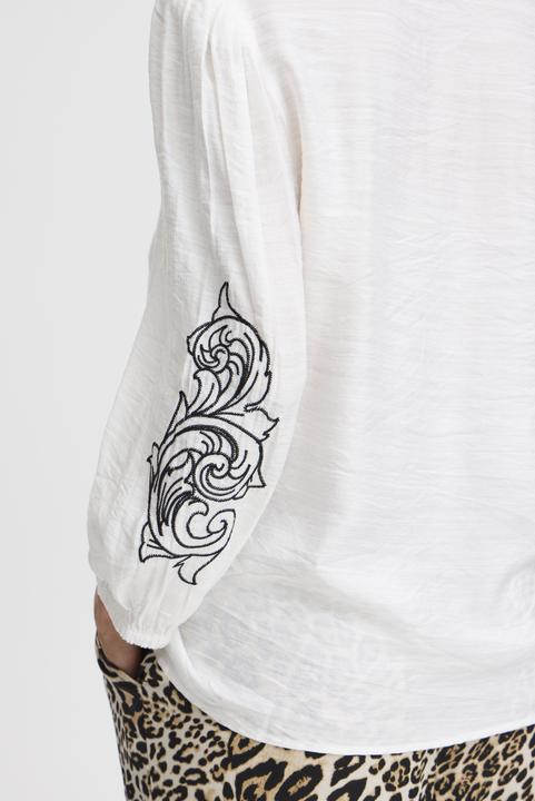 Actual product image B.young BYIDAMY EMB BLOUSE 20816437 (34)