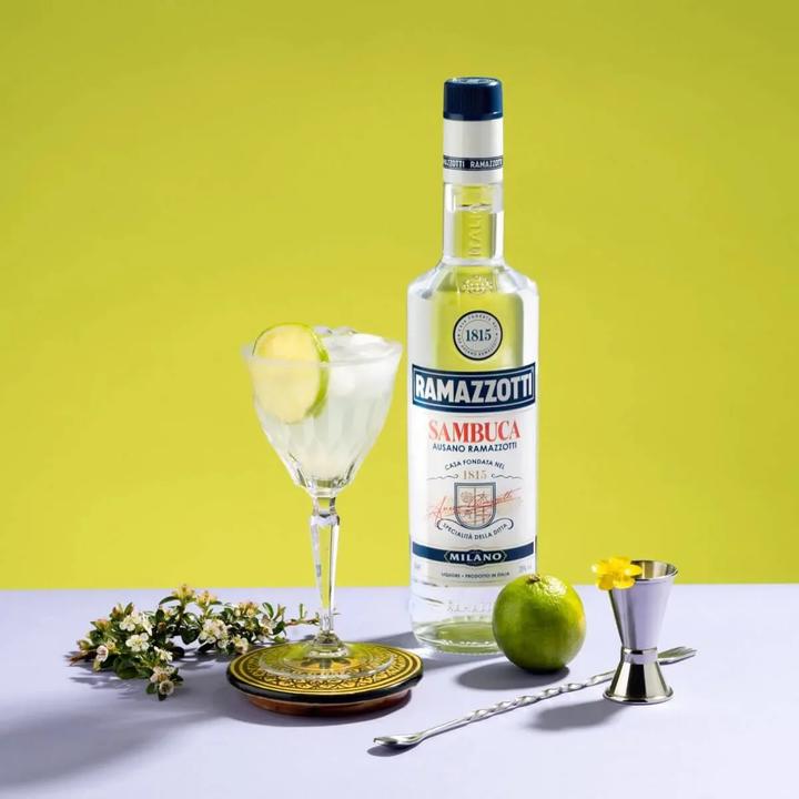 Produktbild Ramazotti Sambuca (1 x 70 cl)