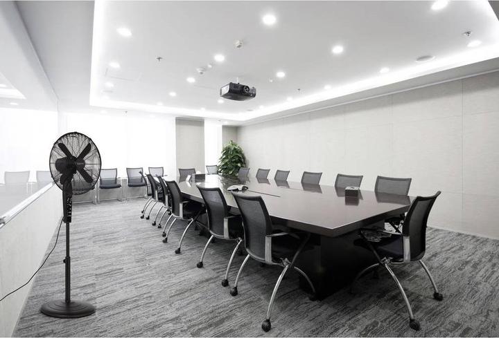 Produktbild Sygonix Standventilator 50 W (Ø x H) 440 mm x 1300 mm Schwarz mit Fernbedienun (65.70 dB)