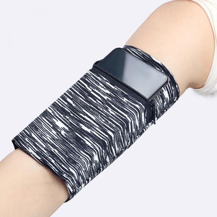 Produktbild Hurtel Fabric armband on the arm for running fitness, camo blue