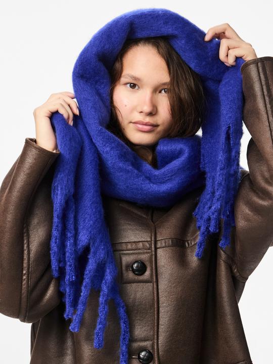 Actual product image Pieces Pcnikita Long Scarf Noos Bc