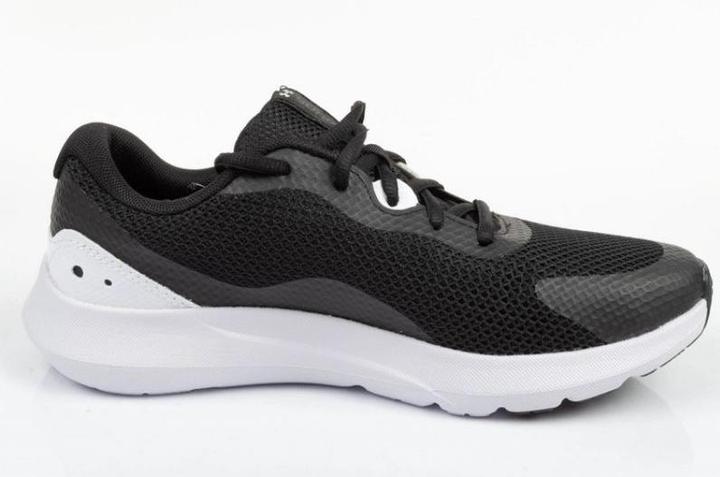 Image du produit Under Armour Baskets Surge 3 enfants (40)
