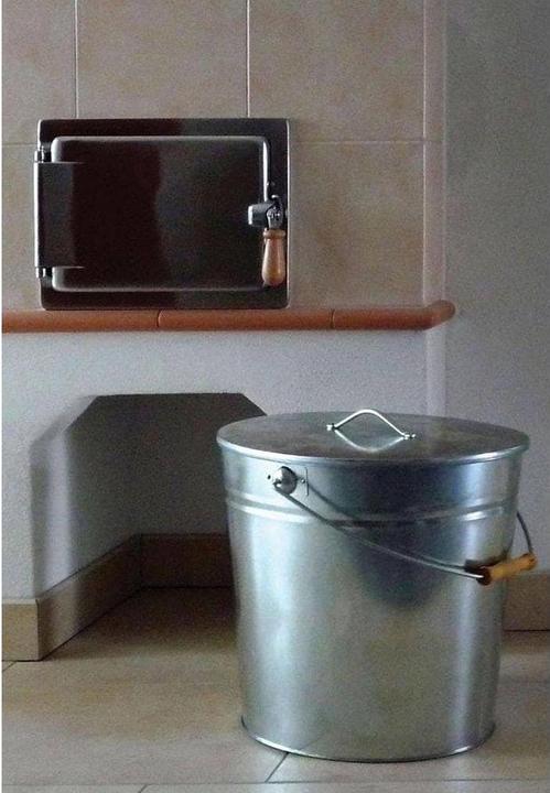 Actual product image Lienbacher Ash bin