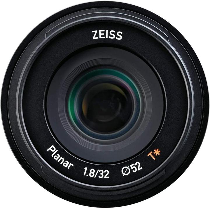Actual product image Zeiss Touit 32mm, f/1.8 (Sony E, APS-C / DX)