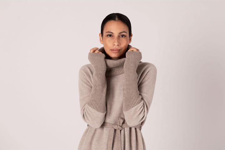 Actual product image Jeanne Baret Wallis (L)