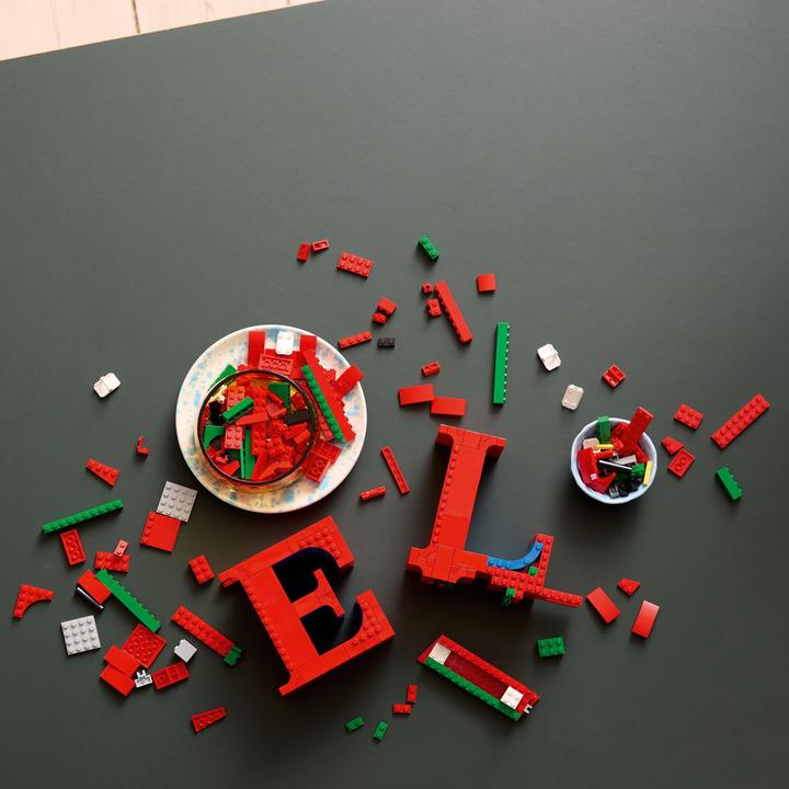 Actual product image LEGO Love (31214, LEGO Art)