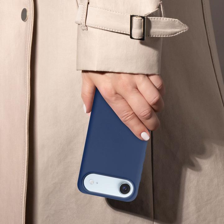 Actual product image Cadorabo Case for iPhone 17 AIR TPU Liquid Silicone Cover (Apple iPhone 17 Pro)