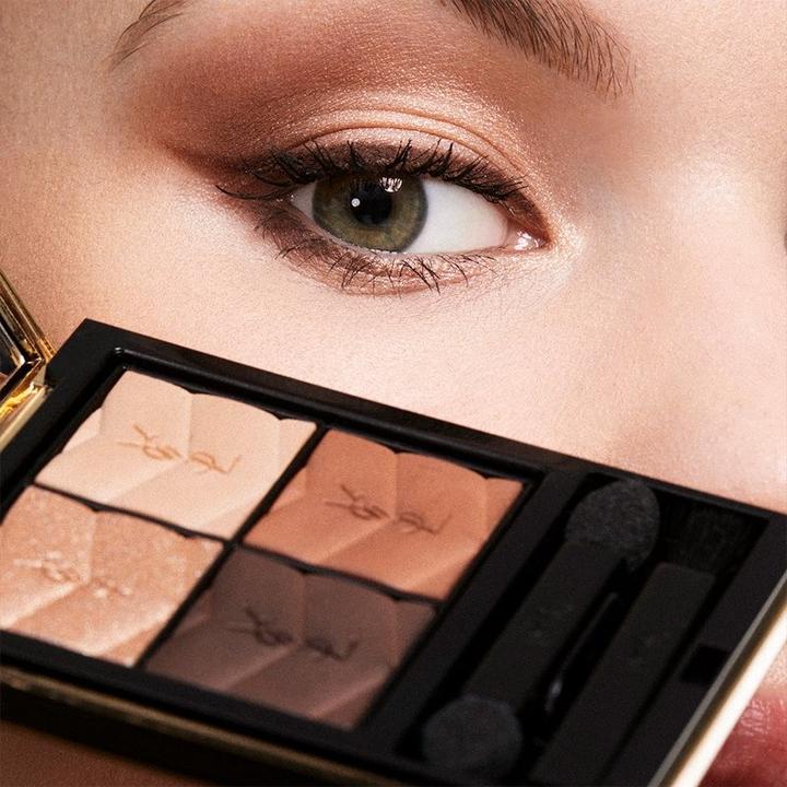 Immagine prodotto Yves Saint Laurent Eye Makeup Couture Mini Clutch Palette di ombretti per le donne 900 Palmeraie Skies - (Cieli di Palmeraie)