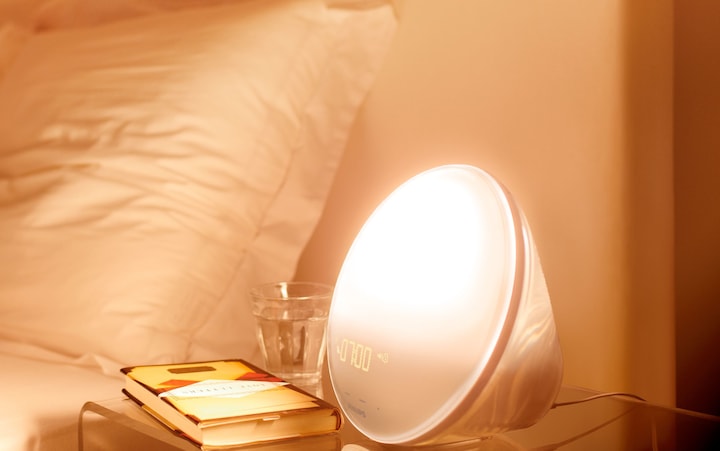 Actual product image Philips Wake-up Light HF3520