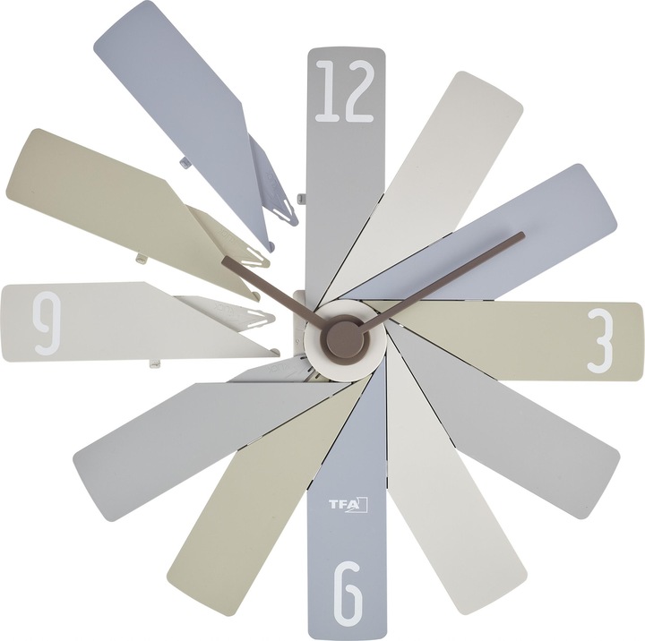 TFA Clock in the Box (56.50 cm)