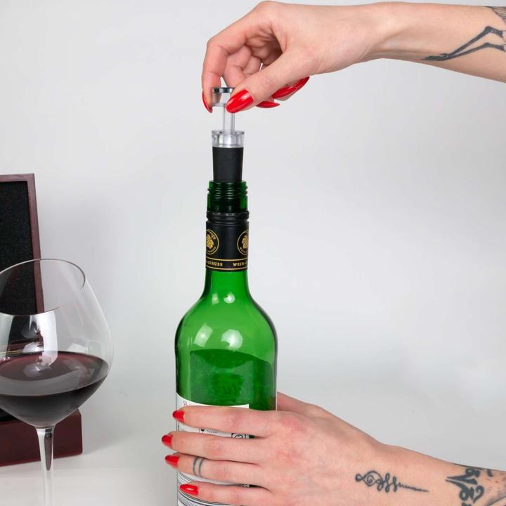 Produktbild Intirilife Wein Zubehör Set mit Weinöffner, Korkenzieher, Aussgiesser (9-tlg.) (Weinbelüfter, Weinausgiesser)