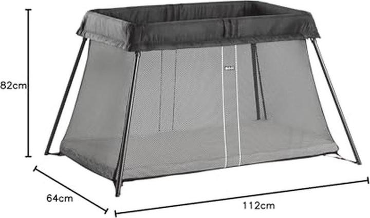 Actual product image BabyBjörn Travel Crib Light with fitted sheet (60 x 105 cm)