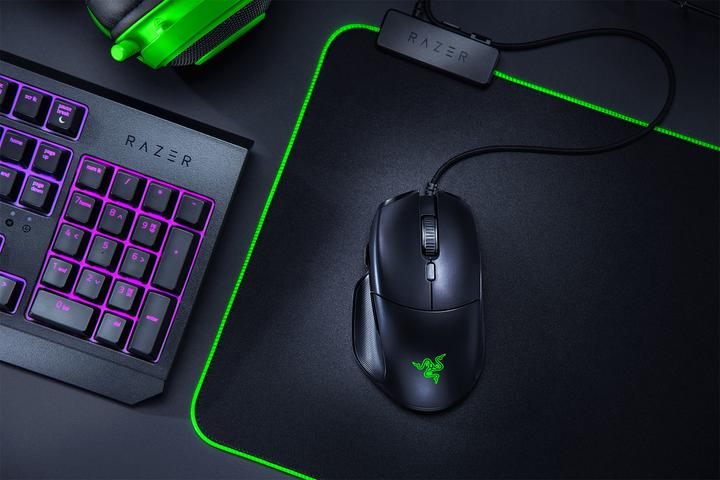 Produktbild Razer Basilisk Essential (Kabelgebunden)