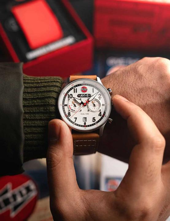 Produktbild AVI-8 AV-4088-06 Hawker Hurricane Dual-Time (Fliegeruhr)