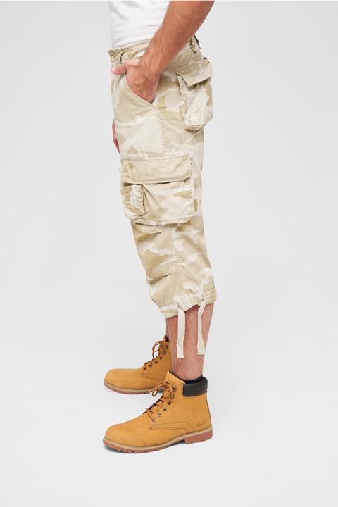 Actual product image Brandit Urban Legend Cargo 3/4 Shorts (XL)