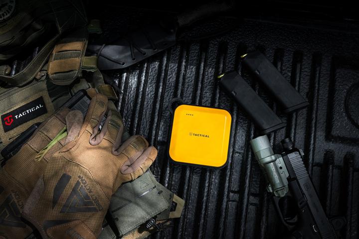 Produktbild Tactical Badass 10050mAh / Powerbank / mit LED-Licht / USB-A / USB-C (10050 mAh, 15 W)