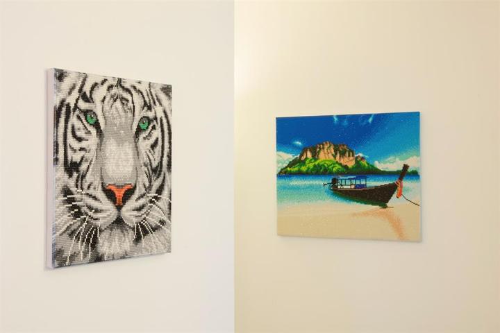 Actual product image Craft Buddy White Tiger