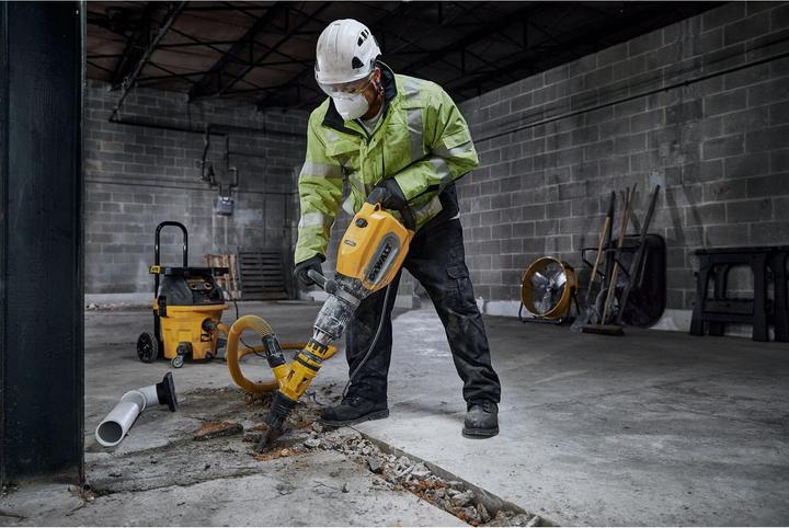 Actual product image DeWalt Chisel hammer SDS-max 11 kg 1700 watts (Electrical connection, 54 V)