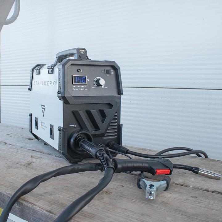 Produktbild Stahlwerk Fülldraht Schweissgerät FLUX 140 M Vollausstattung