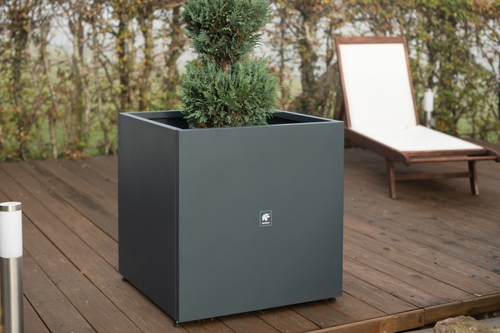 Produktbild Herstera Metal Planter Cube (70 cm)