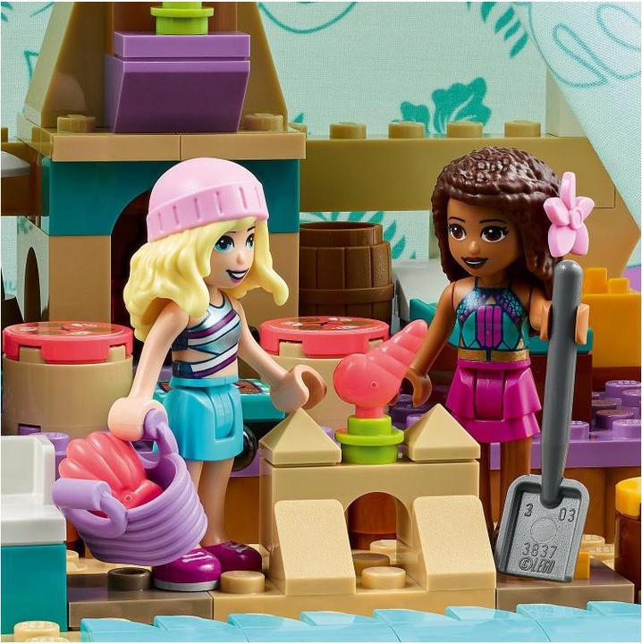 Actual product image LEGO Glamping on the beach (41700, LEGO Friends)