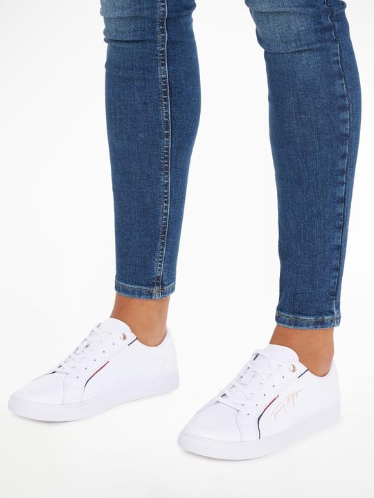 Image du produit Tommy Hilfiger BASKETS SIGNATURE-39 (39)