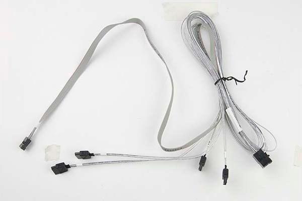 Actual product image Supermicro HD SAS cable: SFF8643-4xSATA